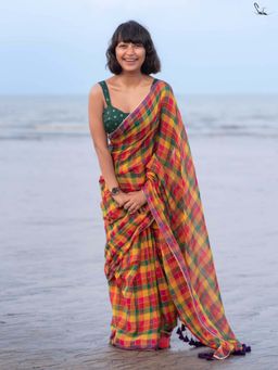 Suta - Women Multi-Colour Cotton Checks Saree