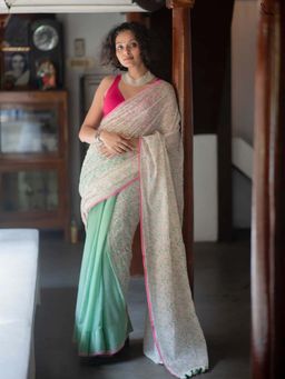 Suta - Women Green Cotton Printed Saree