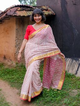 Suta - Women Off White Cotton Woven Saree