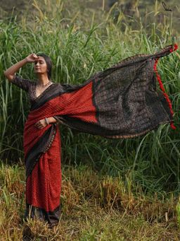 Suta - Women Red Chanderi Silk Printed Saree
