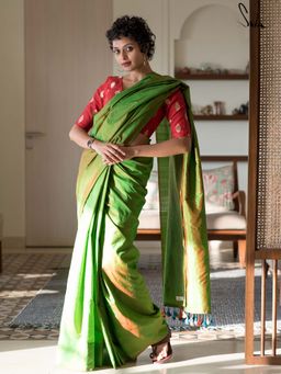 Suta - Women Green Silk Woven Saree