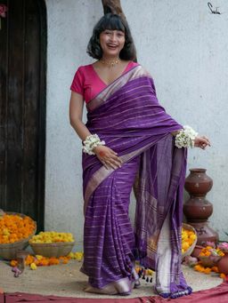 Suta - Women Purple Silk Woven Saree