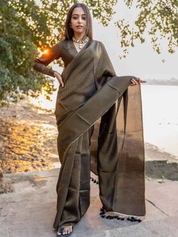 Suta - Women Black Viscose Stripes Saree
