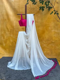 Suta - Women White Cotton Printed Saree