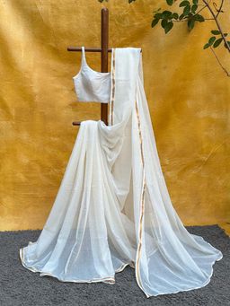 Suta - Women Off White Cotton Woven Saree