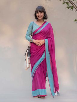 Suta - Women Magenta Cotton Woven Saree