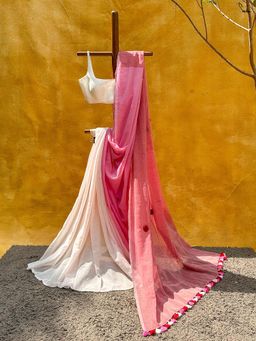 Suta - Women Pink Cotton Woven Saree
