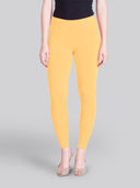 Yellow color option, Currently selected