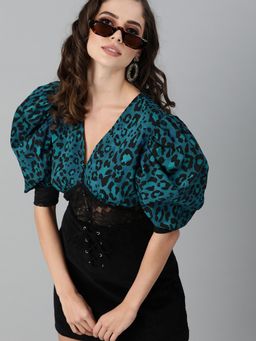 KASSUALLY - Blue Black Animal Printed Puff Sleeves Regular Crop Top