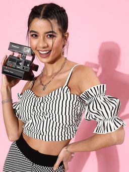 KASSUALLY - Women Stylish Black Horizontal Striped Nuovo Sleeves Crop Top