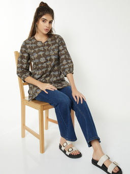 max - Women Brown Printed Straight Kurti