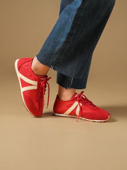Theater - Fuji Red Lace-Up Canvas Shoes