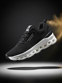 Black color option, Currently selected