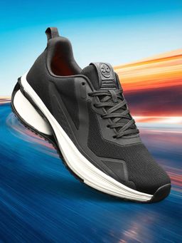 Off Limits - Black Apexrun Running Shoes