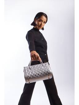 DA NAPPA - Lumi Top Silver Sling Bag with Detachable Strap