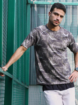Campus Sutra - Men Multi-Color Polyester Activewear T-Shirt