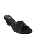 Black color option, Sold out, Currently selected