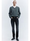 Black color option, Currently selected