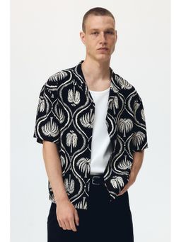 H&M - Men Black Relaxed Fit Resort Shirt
