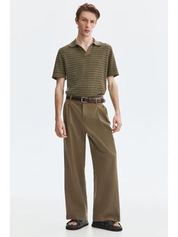 H&M - Men Beige Loose Fit Wide Trousers