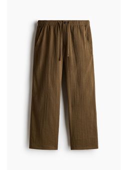 H&M - Men Green Relaxed Fit Trousers