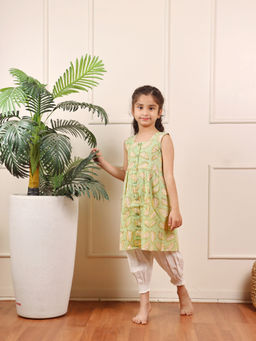 Evaraah - Leafelle Kurta With Salwar Green