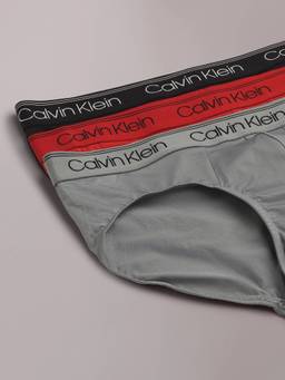 Calvin Klein - Multi-Color Solid Low Rise Briefs (Pack Of 3)