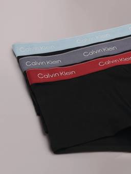 Calvin Klein - Multi-Color Solid Mid Rise Trunks (Pack Of 3)