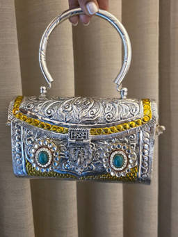 Adwita - Heer Clutches Bag