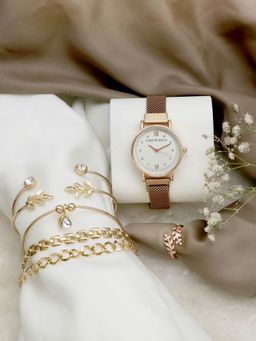 Joker and Witch - Alexis Love Triangle For Women