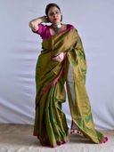 Green color option, Sold out, Currently selected