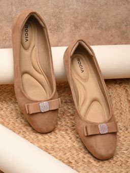 ROCIA - By Regal Beige Womens Suede Bow Ballerina