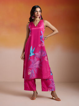 Gajra Gang - Bonjour Baegum Fuchsia Crepe Printed Kurta Pant (Set of 2)