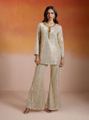 Gold color option, Sold out, Currently selected