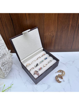 La Trove - Brown Luxury Ring Organizer Box