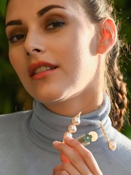 Odette - Set of Three Pearly Magnificient Hair Clips