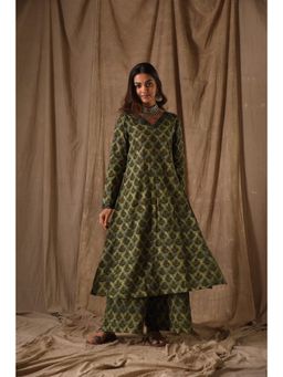 DIMPLE DESIGN STUDIO - Green Batik Kurta And Palazzo (Set of 2)
