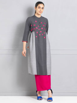 SHAYE - Round Neck Grey Embroidered Three-Quarter Sleeves Ethnic Kurta for Women