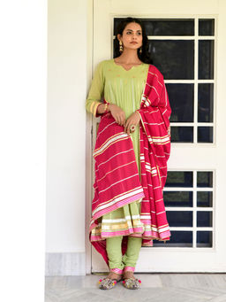 OMAANA - Angoori Adaa Anarkali Sets (Set of 3)