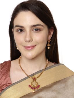 Anika's Creations - Anika's Creation Elegant Pendant Jewellery Set