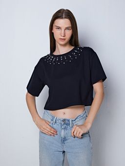 Cover Story - Black Pin Crop T-Shirt