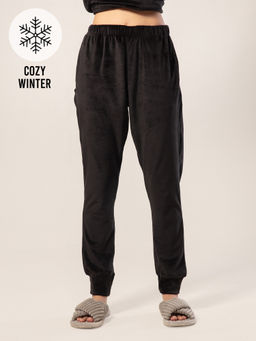 Nykd by Nykaa - Velour Jogger - Black NYS049