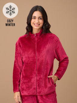 Nykd by Nykaa - Luxe Fur Cozy Front Open Zippered Jacket-NYS120-Red