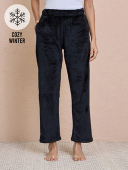 Nykd by Nykaa - Luxe Fur Pants - NYS121 - Jet Black