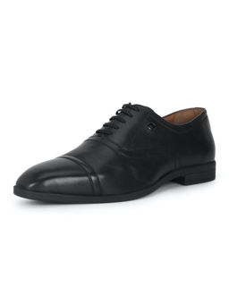 Louis Philippe - Textured Black Derbies