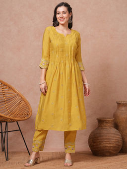 FASHOR - Women Yellow Solid Kurta with Pant (Set of 2)