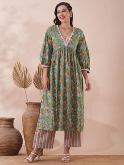 FASHOR - Women Green Floral Kurta with Palazzo (Set of 2)