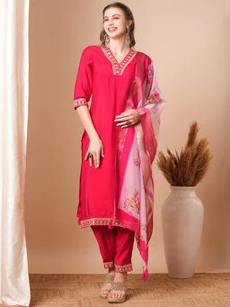 FASHOR - Women Magenta Embroidered Kurta with Pant and Dupatta (Set of 3)
