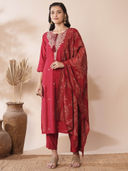 Red color option, Sold out, Currently selected