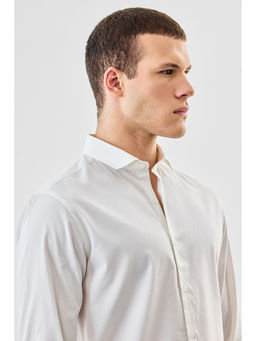 Snitch - Men White Cotton Slim Fit Shirt